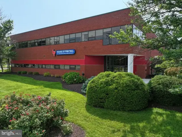 15401 Old Columbia Pike, Burtonsville