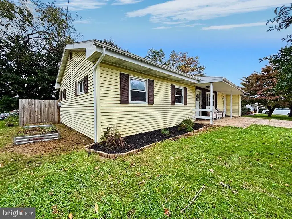 727 Birch St, PALMYRA