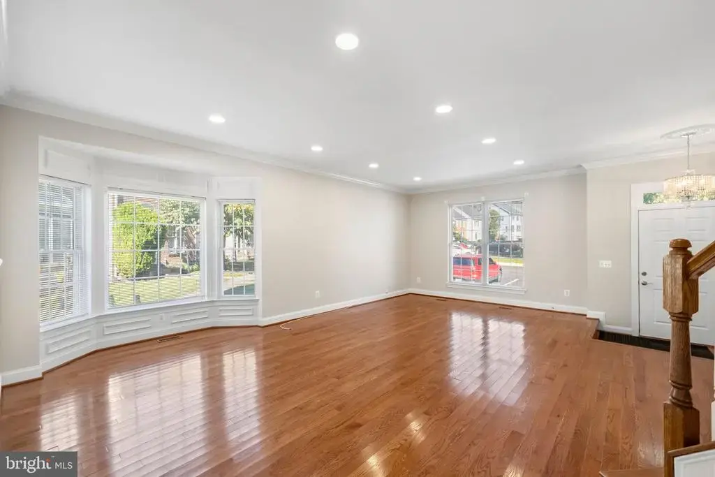 14100 Madrigal Dr, WOODBRIDGE