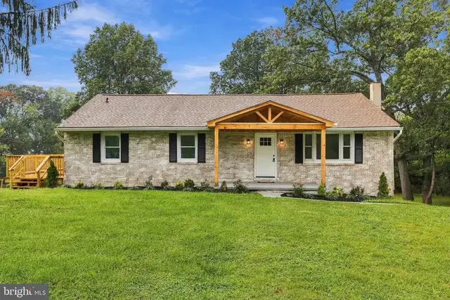 9608 Crystal Falls Dr, Hagerstown