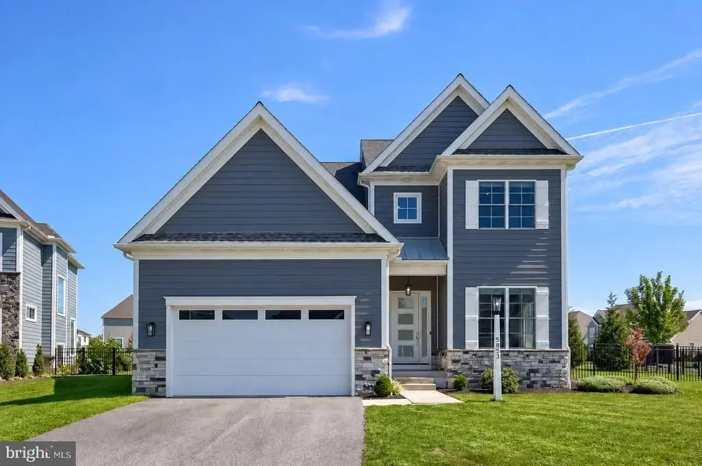 5853 Wild Lilac Dr, EAST PETERSBURG