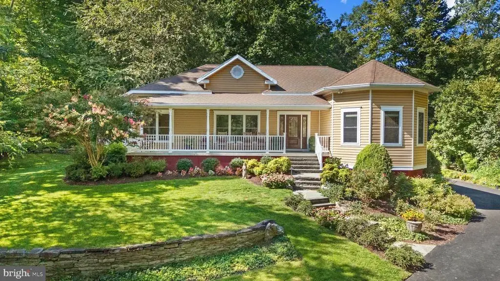 655 Old Herald Harbor Rd, CROWNSVILLE