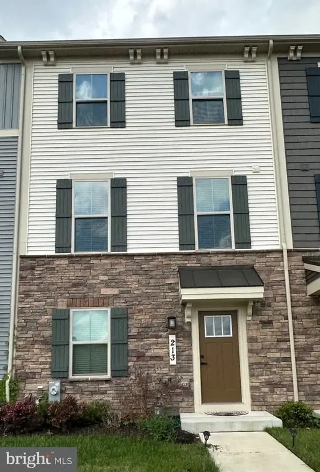 213 Lyons Creek Dr, LAUREL