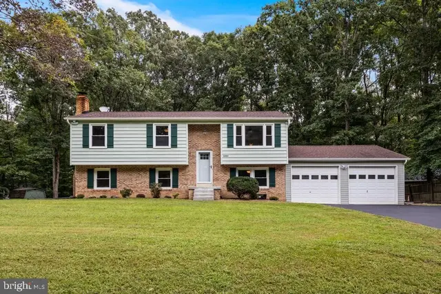 36907 W Lakeland Dr, Mechanicsville