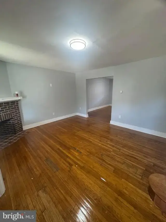 1142 E Price St, Philadelphia