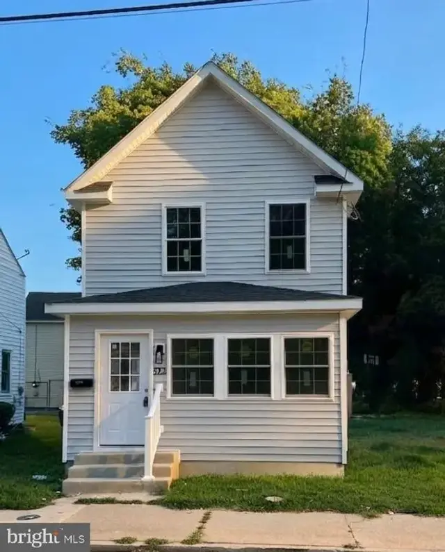 522 Pine St, Cambridge