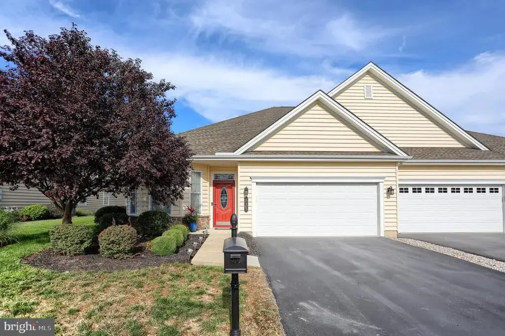 115 James Madison Dr, MECHANICSBURG