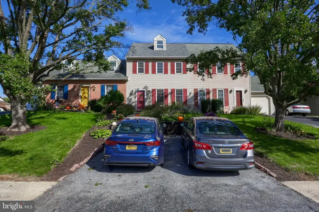 437 Deerfield Dr, MOUNT JOY