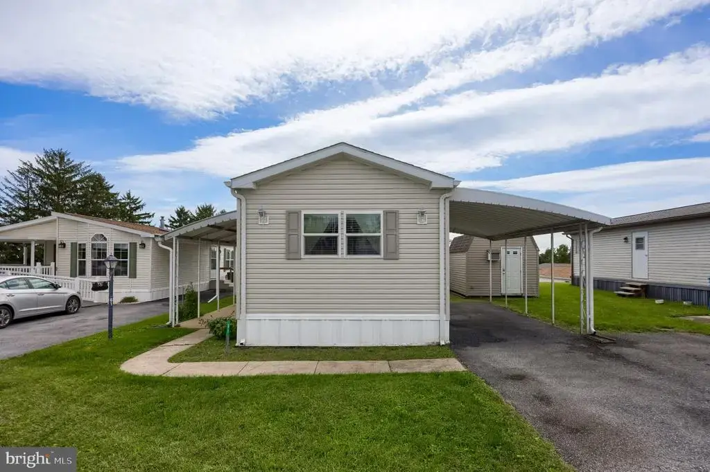 61 Ridgewood Mnr, MANHEIM