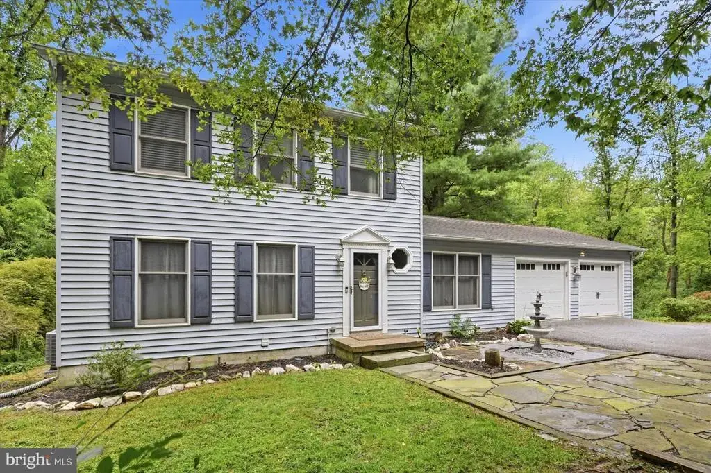 15 Castle Ln, COATESVILLE