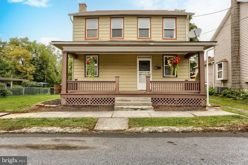 117 W Main St, HERSHEY