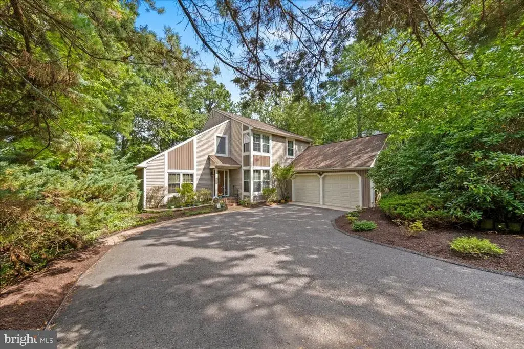 21 Chatham Dr, VOORHEES