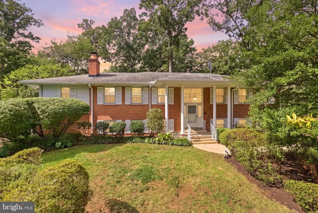 4001 Pine Brook Rd, ALEXANDRIA