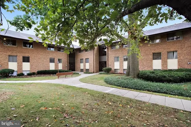18730 Walkers Choice Rd #2, Montgomery Village