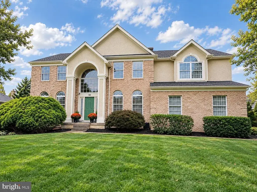 10 Brook Ln, LUMBERTON