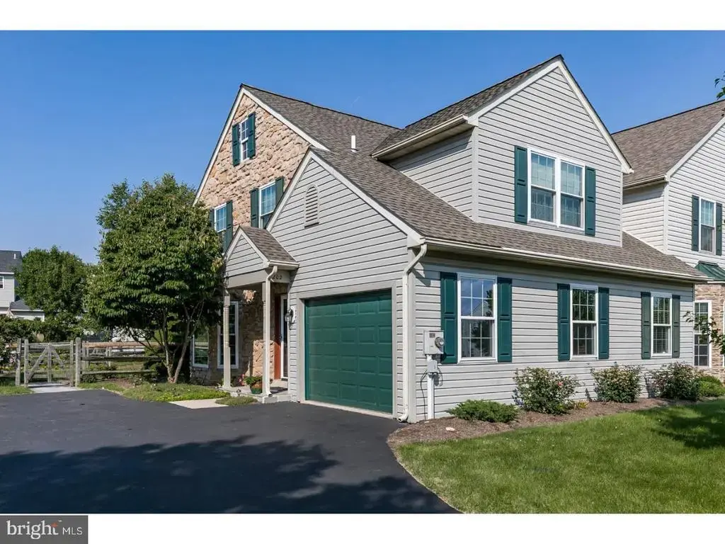 202 Nelis Ct #, TELFORD
