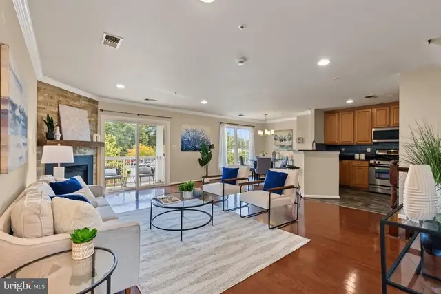 12821 Fair Briar Ln, Fairfax