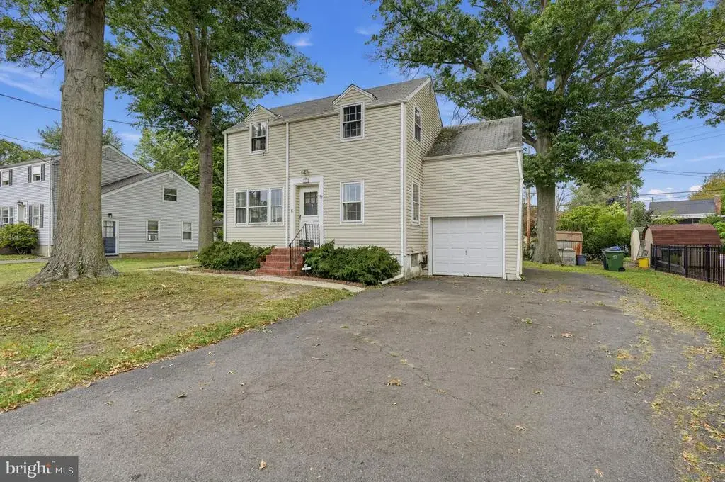 104 Harron Ave, HIGHTSTOWN