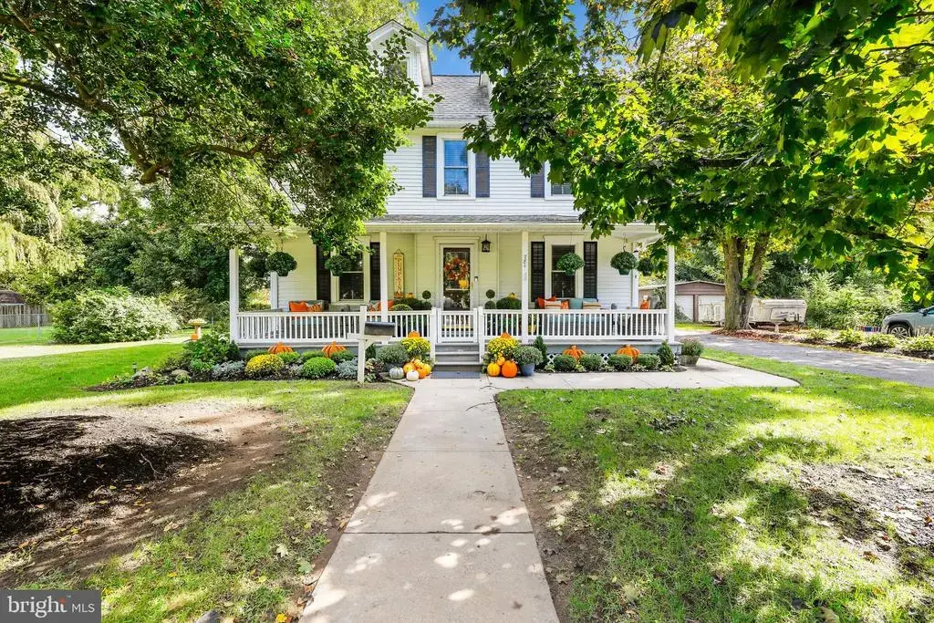 784 Woodlane Rd, EDGEWATER PARK