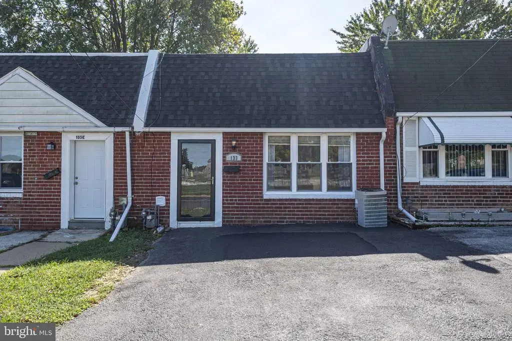 133 E Laughead Ave, MARCUS HOOK
