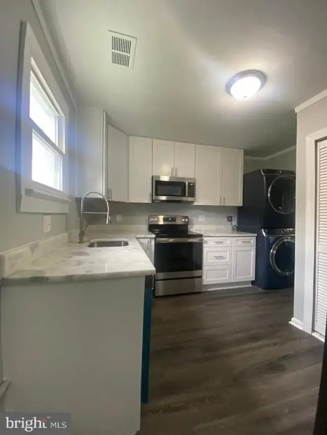 24 Chamber Ave, Capitol Heights