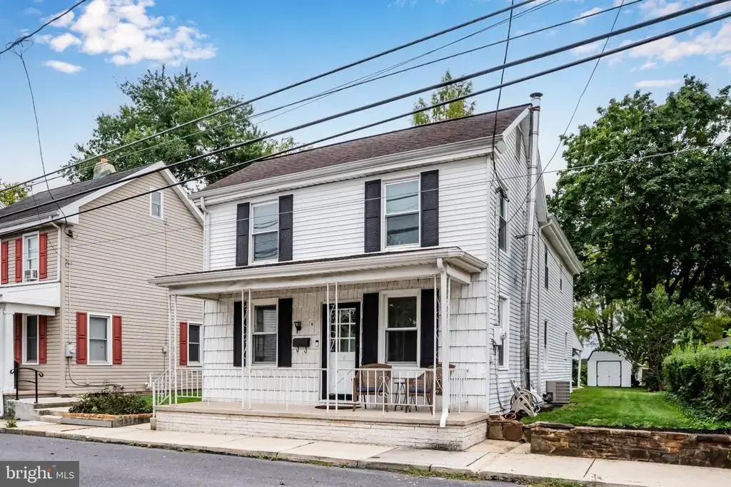 14 E Green St, SHIREMANSTOWN