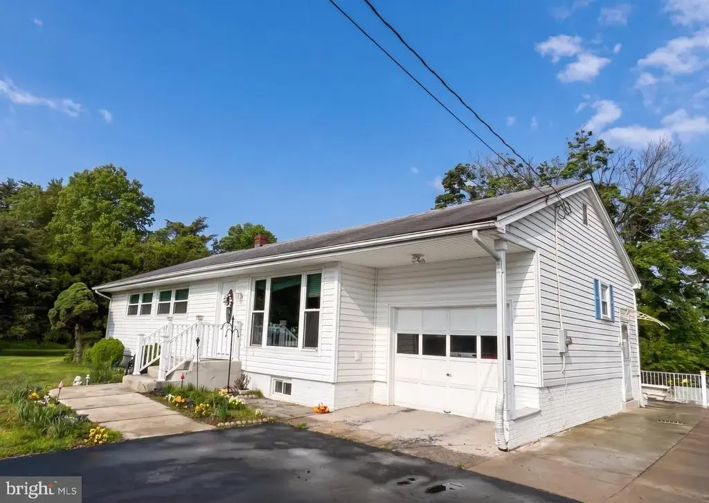 7108 Ordway Rd, CENTREVILLE