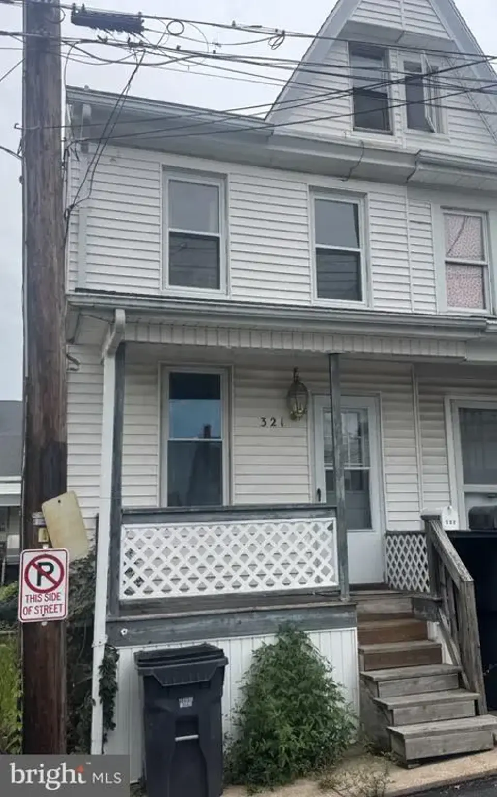 321 S Grape St, MT CARMEL