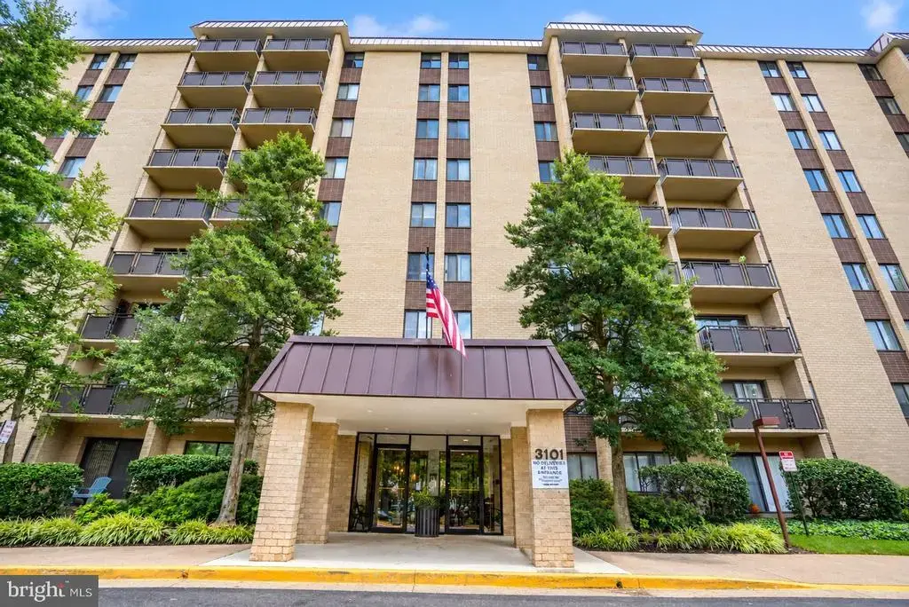 3101 S Manchester St #923, FALLS CHURCH