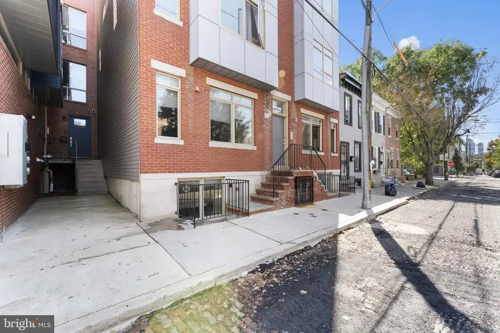 819 N Uber St #2, PHILADELPHIA