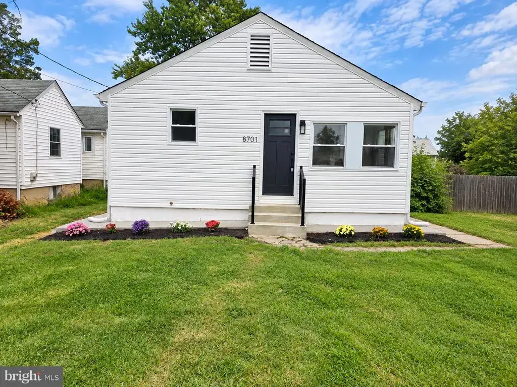 8701 Emge Rd, PARKVILLE