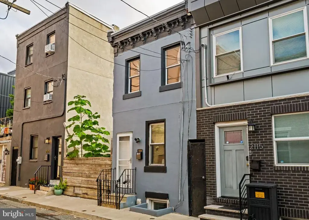 2117 N Hope St, PHILADELPHIA