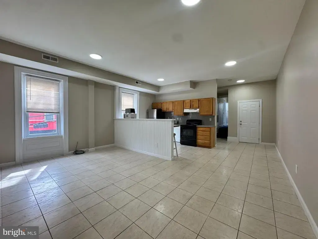 1617 W Oxford St #2, PHILADELPHIA