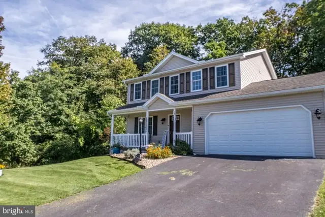 265 Jay Ln, State College