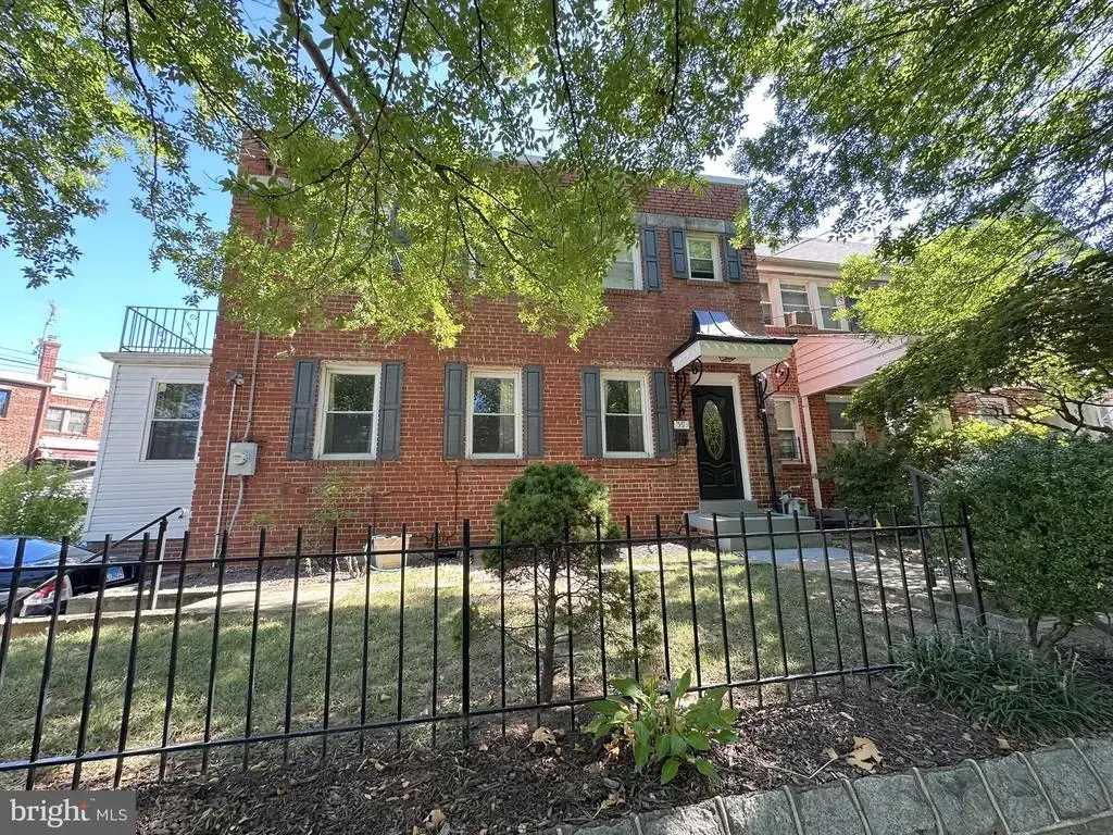 59 Farragut Pl Nw, WASHINGTON