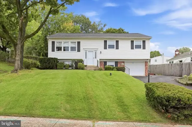1701 N Gravers Rd, Plymouth Meeting