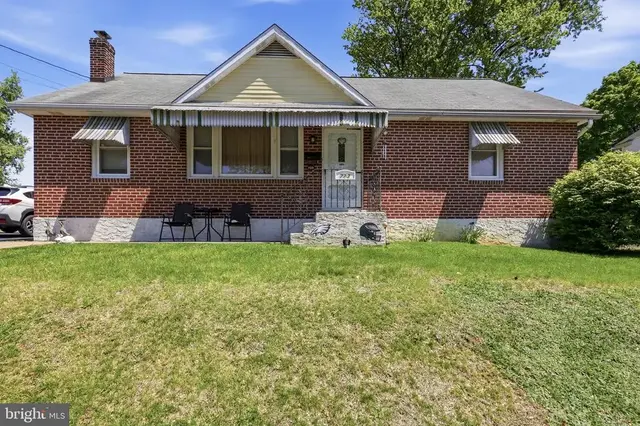 723 Sharon Ave, Collingdale
