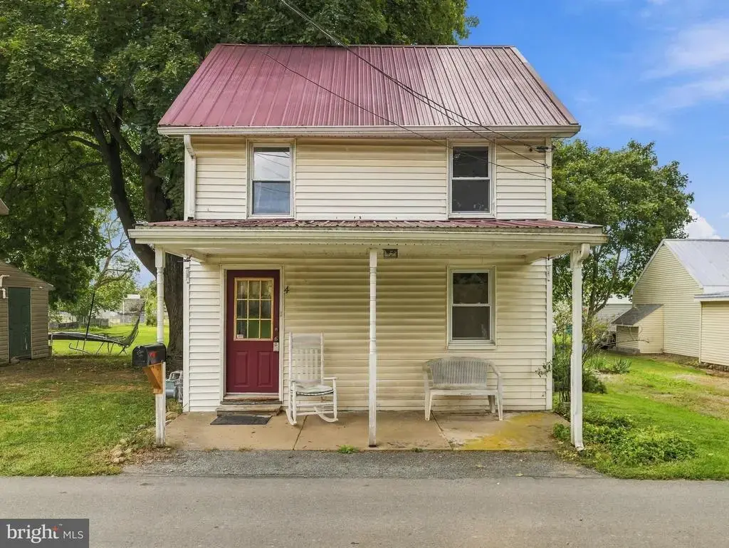 4 Spruce St, MONT ALTO