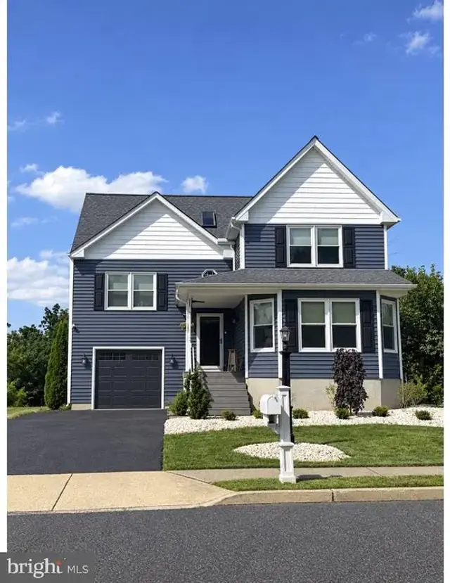 919 Morgan Ln, Perkasie