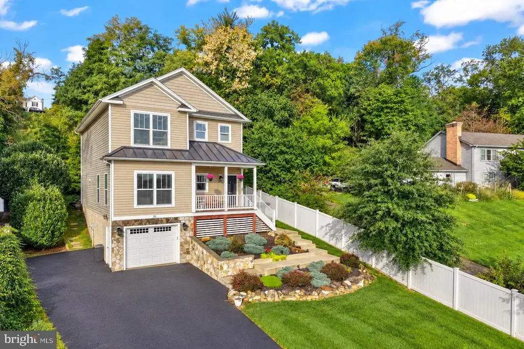 31 Boundary Ln, WARRENTON
