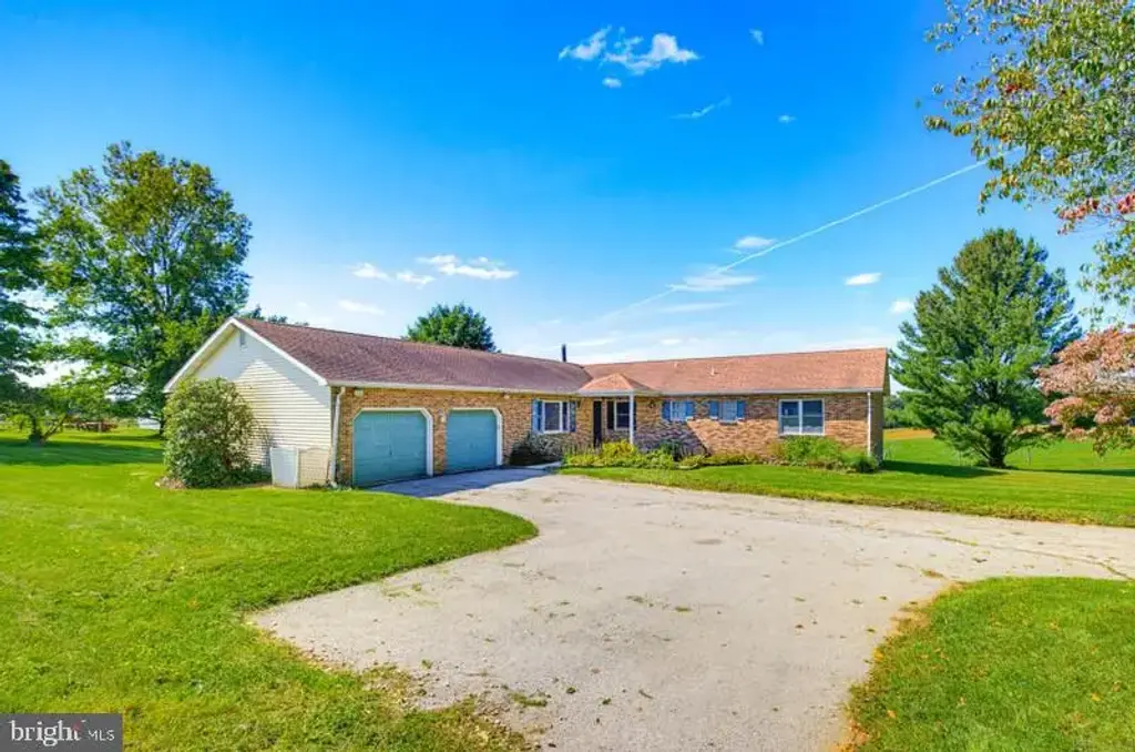367 Strawberry Rd, NEW FREEDOM