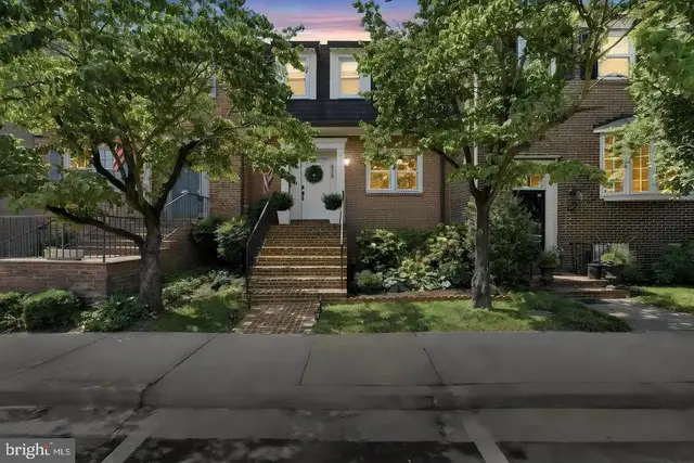 6328 Golf Course Sq, Alexandria