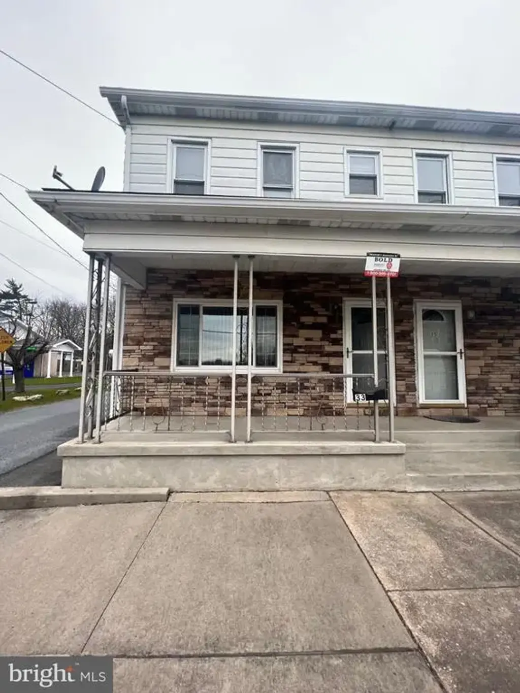 33 E Pottsville St, PINE GROVE