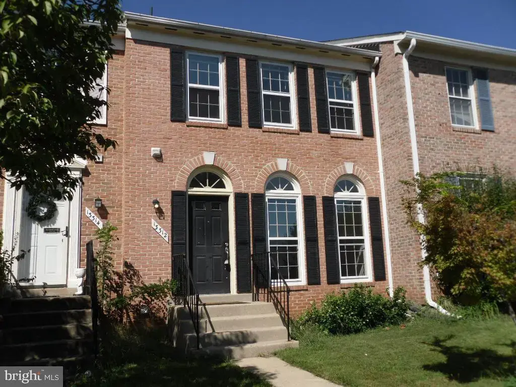 13312 Foxhole Dr, FAIRFAX
