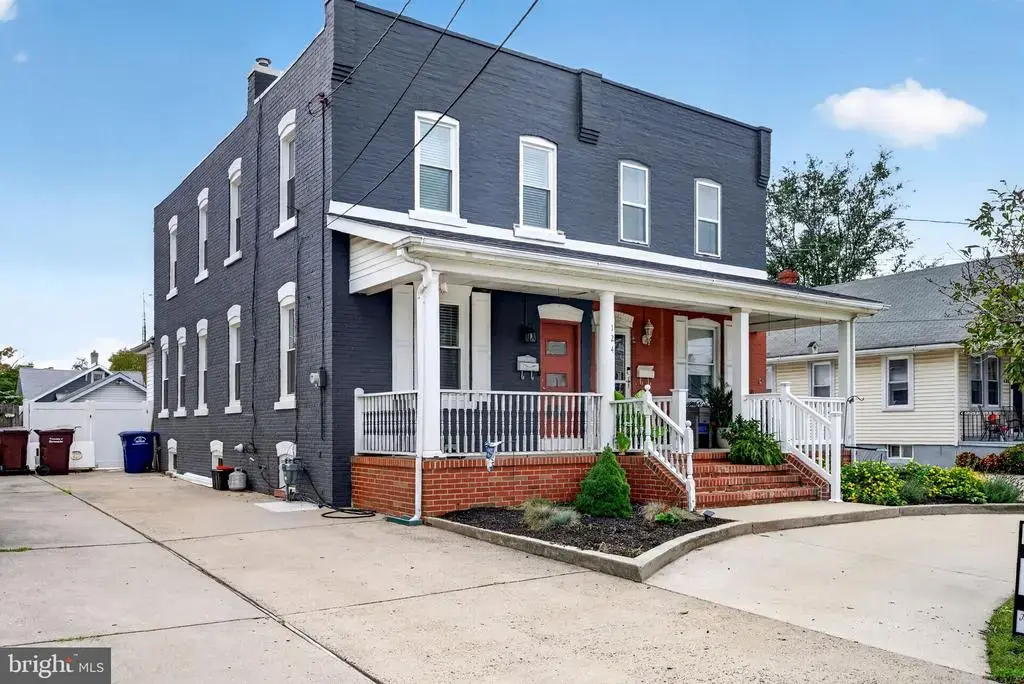 124 Cleveland Ave, RIVERSIDE