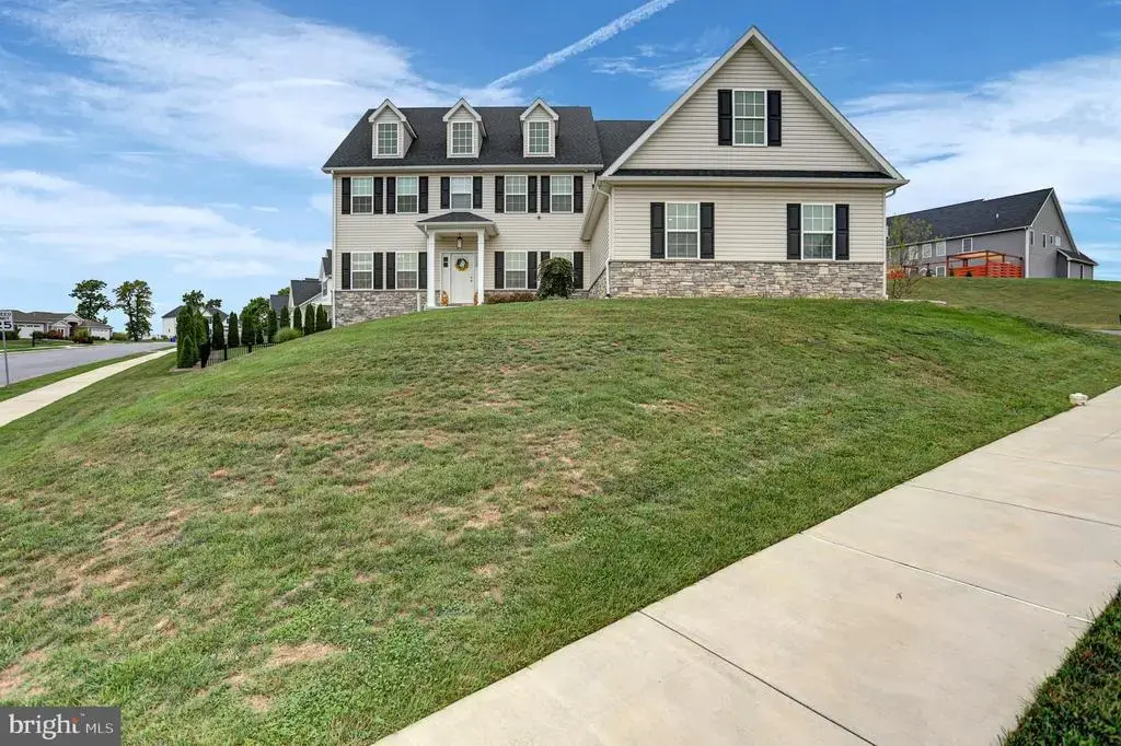 368 Delanie Dr, GREENCASTLE