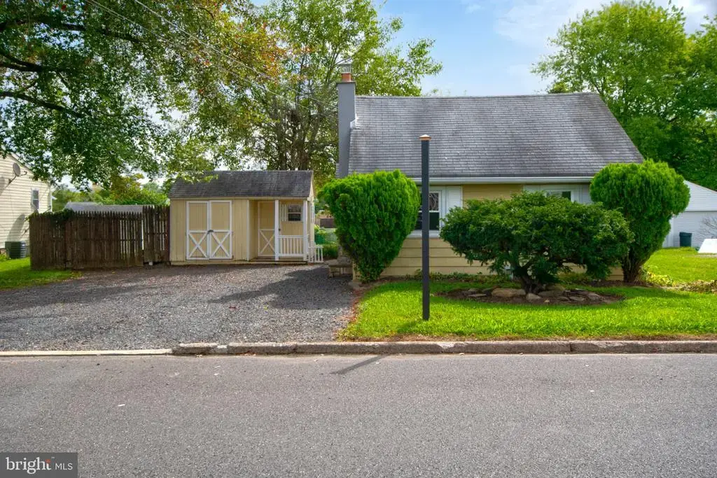 1632 6th St, EWING TWP