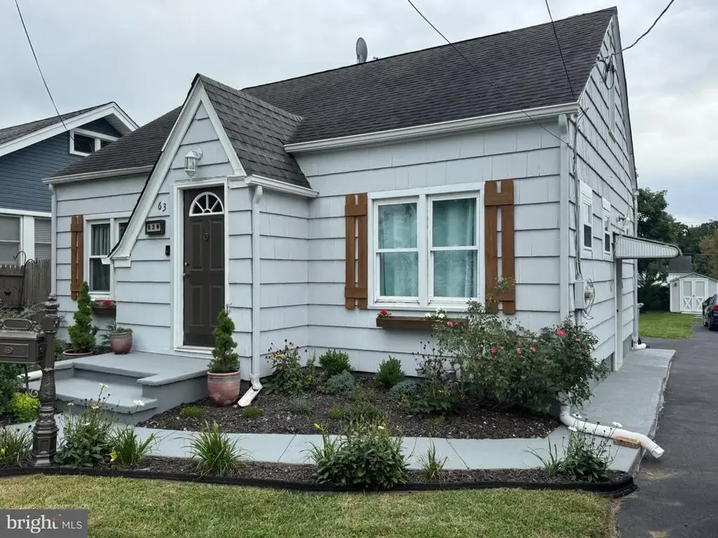 63 W Montrose St, VINELAND