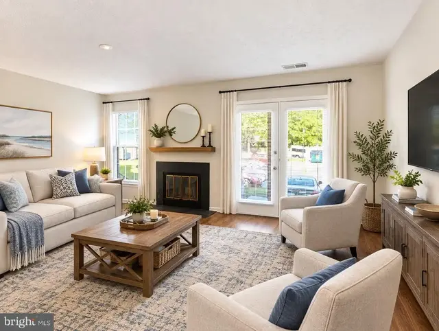 6460 Green Field Rd #204, Elkridge