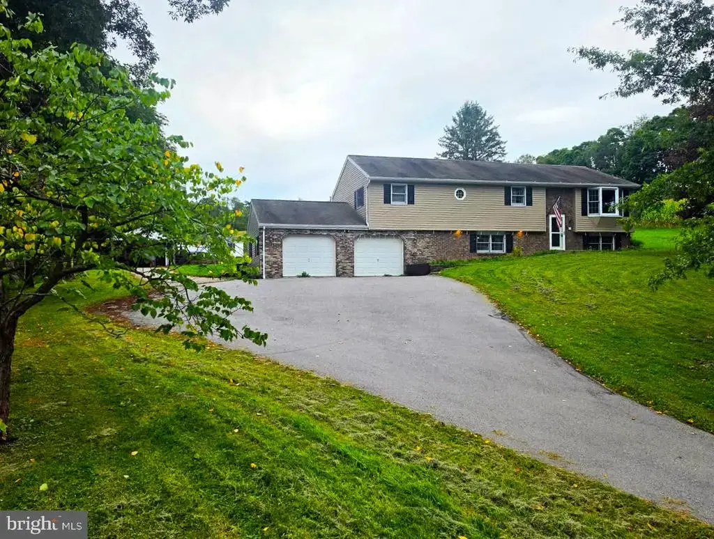 36 Hertzog School Rd, MERTZTOWN